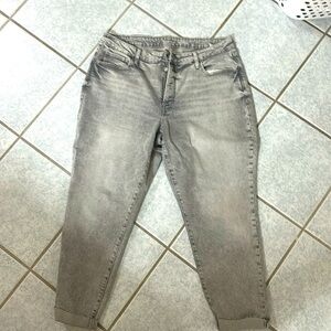 Super cute gray-washed Old Navy jeans!